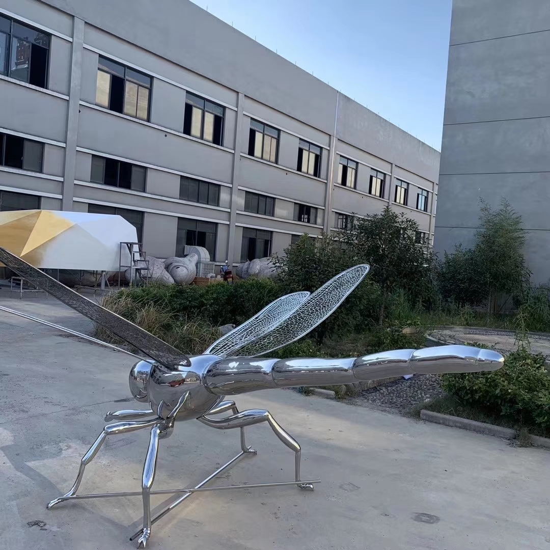Custom Stainless Steel Sculptures - Modern Metal Art for Indoor/Outdoor